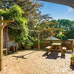 Holiday home In With Wifi